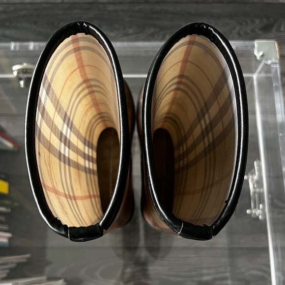 BURBERRY NOVA CHECK RAINBOOTS - Picture 6 of 10